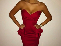Sexowna, czerwona sukienka