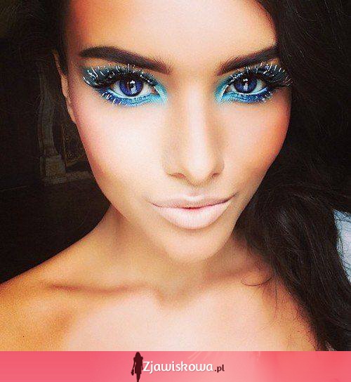 Błękitny make-up