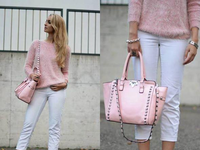 Delikatna kobieca stylizacja- włochaty sweterek i różowa torebka