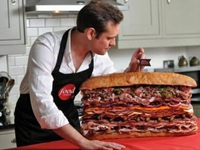 Największa kanapka na świecie!