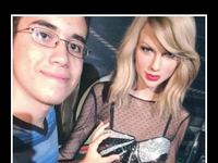 Ten Fan Taylor Swift zapłacił żeby dotknąć jej cycka! SAMI ZOBACZCIE FOTKĘ!