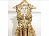 Złota suknia na specjalna okazję