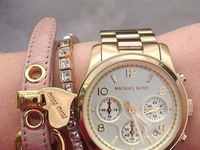 Złoty zegarek z super bransoletkami