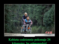 Kobieta codziennie pokonuje 24 kilometry, by odprowadzić niepełnosprawnego wnuka!
