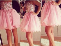 Śliczna różowa sukieneczka ;)